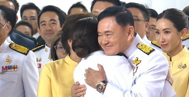 佩通坦为何能够顺利当选泰国总理？一个90后女总理的崛起背后