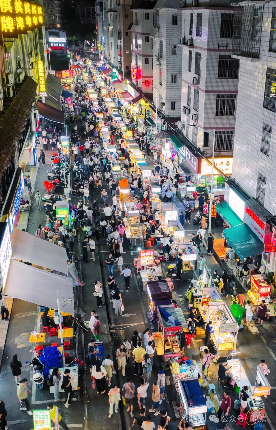 南宁一夜市被取缔,热闹背后的城市治理大考 南宁一夜市被取缔,热闹背后的城市治理大考