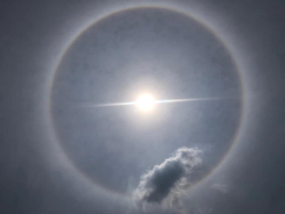 5080白星曜oc,这颗小太阳,凭什么让玩家集体上头? 5080白星曜oc,这颗小太阳,凭什么让玩家集体上头?